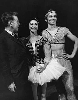 Ballerina Gallery: Margot Fonteyn and Rudolph Nureyev