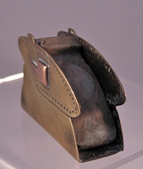 Striker Gallery: Match striker in the form of a WWI tank
