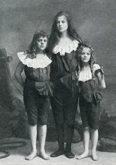 Maud, Ethel and Gladys Finney, exhibition swimmers Maud, Ethel and Gladys Finney, exhibition swimmers
