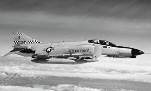Bomber Gallery: McDonnell Douglas F-4 Phantom