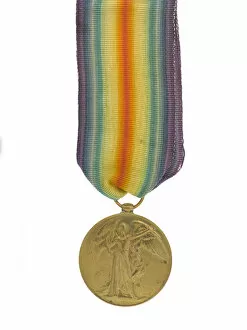 Images Dated 21st November 2014: Military Award - Medal - Decoration