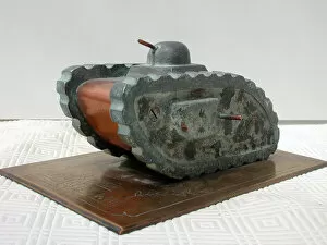 Images Dated 24th May 2006: Model of WW1 tank on brass base