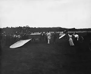 Incidents Gallery: Morane-Soulnier Monoplane Upide-Down after an Accident