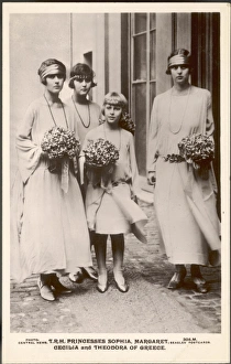 <b class=qtipBold><figcaption>Mountbattens/1923</figcaption></b><br><br><em>© Mary Evans Picture Library</em> Mountbattens/1923