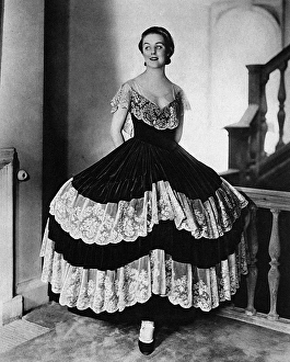 Mrs Bryan Guinness (Diana Mitford) in Mariette crinoline Mrs Bryan Guinness (Diana Mitford) in Mariette crinoline