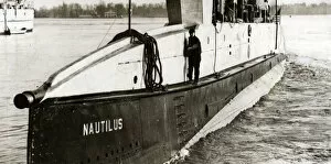 Nautilus Gallery: US Navy submarine Nautilus leaving Philadelphia