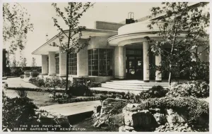 Circa 1938 Print of Derry & Toms Rooftop Gardens, Kensington