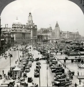 Chinese Prints: Vintage Shanghai Print: Traffic and Boats along the Bund