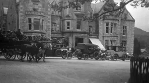 Cars and a carriage at the Tarbet Hotel, Scotland Print 1913