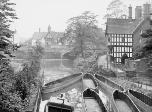 Bridgewater Canal Print, Worsley