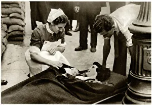 New mother evacuated from hospital 1939 New mother evacuated from hospital 1939