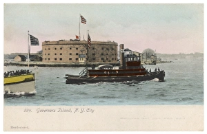 <b class=qtipBold><figcaption>New York/Governor Island</figcaption></b><br>New York: Governors Island<br><em>© Mary Evans Picture Library</em> New York/Governor Island