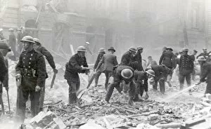 Workers Gallery: NFS (London Region) Pimlico V1 bombing attack, WW2