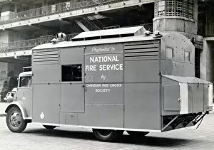 Images Dated 3rd October 2011: NFS mobile kitchen / canteen unit, WW2