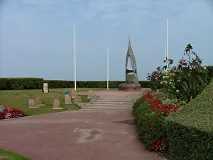 No4 Commando & Captaine Philippe Kieffer Memorials No4 Commando & Captaine Philippe Kieffer Memorials
