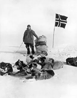 Norwegian Collection: The Norwegian Flag at the South Pole, 1911