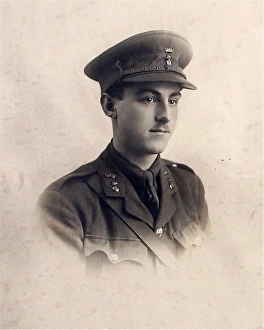 Images Dated 10th March 2011: Officer of the Royal Irish Fusiliers
