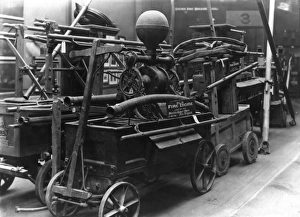 London Fire Brigade Museum Gallery: Old fire engine in a museum