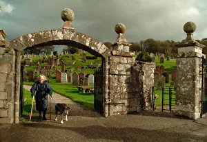 Old lady - 17th Century gateway to Kirkcudbright graveyard Old lady - 17th Century gateway to Kirkcudbright graveyard