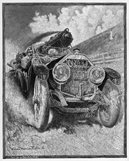 <b class=qtipBold><figcaption>Oldsmobile 1910</figcaption></b><br>Racing the railroad train<br><em>© Mary Evans Picture Library</em> Oldsmobile 1910
