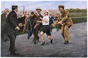 <b class=qtipBold><figcaption>Olympics/1908/Marathon</figcaption></b><br>THE MARATHON Dorando Pietri of Italy finishes first but is disqualified because he is helped at the finish : however he is awarded a special medal<br><em>© Mary Evans Picture Library</em> Olympics/1908/Marathon