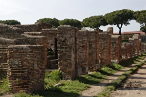 Ostia Antica. Via Horrea Epagathiana Ostia Antica. Via Horrea Epagathiana