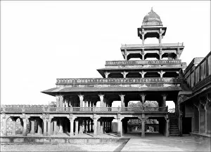 Fatehpur Gallery: Panchal Mahal at Fatehpur Sikri, India