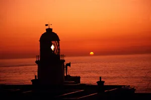 Pendeen Lighthouse, Cornwall - Sunset Pendeen Lighthouse, Cornwall - Sunset