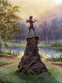 Characters Collection: Peter Pan statue in Kensington Gardens