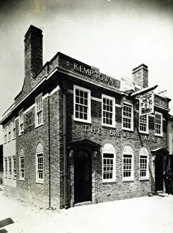 Brewery Gallery: Photograph of Brewers Arms, Burgess Hill, Sussex