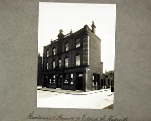 Photograph of Huntsman & Hounds PH, Walworth, London Photograph of Huntsman & Hounds PH, Walworth, London