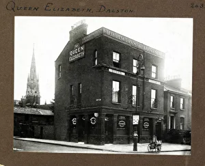 Photograph of Queen Elizabeth PH, Dalston, London Photograph of Queen Elizabeth PH, Dalston, London