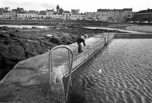 Derry Prints: Portstewart Outdoor Swimming Pool Print 1988