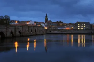 English Coastal Scene Prints: River Tweed flows under the old Berwick Bridge