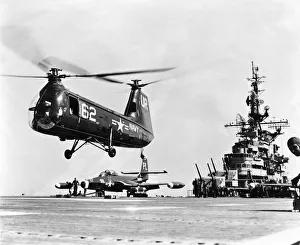 <b class=qtipBold><figcaption>Piasecki UH-25 Retriever</figcaption></b><br>Piasecki UH-25 Retriever Tandem Helicopter Date: 1950s<br><em>© aviation-images.com / Mary Evans Picture Library</em> Piasecki UH-25 Retriever