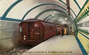 London Underground History Prints: Piccadilly Circus Tube Station, Piccadilly, London