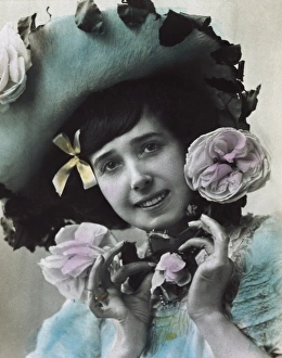 Teatro Gallery: Portrait of Mistinguette