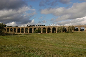 Portugal. Evora. Aqueduct of Silver Water. Built in 1531-153 Portugal. Evora. Aqueduct of Silver Water. Built in 1531-153