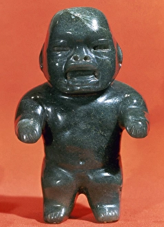 Cerro Gallery: Pre-columbian Art. Olmec culture. Small jade figure depictin