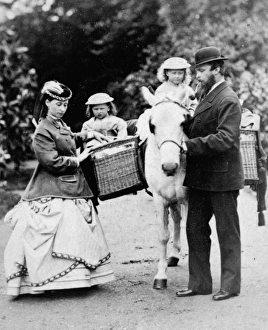 Princess Alice and Grand Duke Louis of Hesse with children Princess Alice and Grand Duke Louis of Hesse with children