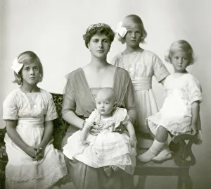 Princess Andrew of Greece and daughters