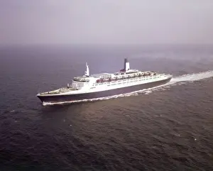 Cruise Ship Prints: RMS Queen Elizabeth 2 Print, Cunard Ocean Liner, 1977