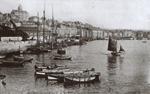 Quai Gambetta and port, Boulogne-sur-Mer, northern France Quai Gambetta and port, Boulogne-sur-Mer, northern France