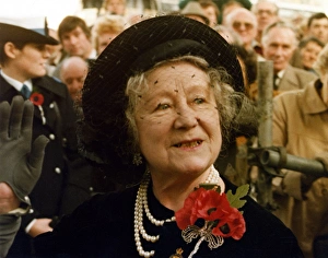 Queen Mother arriving for Remembrance Service Queen Mother arriving for Remembrance Service