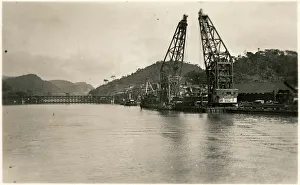 Panama Gallery: Railway Bridge across the Panama Canal