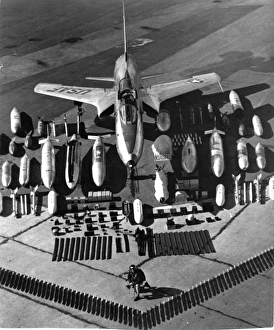 <b class=qtipBold><figcaption>Republic F-105 Thunderchief</figcaption></b><br>Republic F-105 Thunderchief. Date:<br><em>© The Royal Aeronautical Society (National Aerospace Library)/Mary Evans Picture Library</em> Republic F-105 Thunderchief