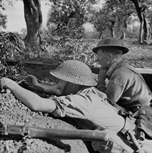 Rifleman J Furnell with Rifleman Swift, 2nd Irish London Rif Rifleman J Furnell with Rifleman Swift, 2nd Irish London Rif