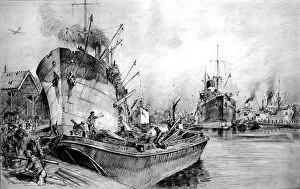 Corps Gallery: Royal Engineers unloading ships at Surrey Docks, London, 194