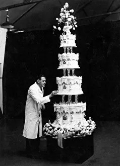 Royal Wedding 1947 - the cake Royal Wedding 1947 - the cake