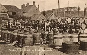 Barrels Gallery: Scotch Fishwives at work - Eyemouth
